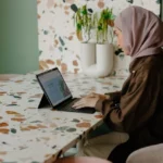 30 Ide Usaha Rumahan untuk Ibu Rumah Tangga di 2026 Modal Kecil, Untung Besar!